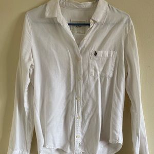 Basic button down shirt, great fabric